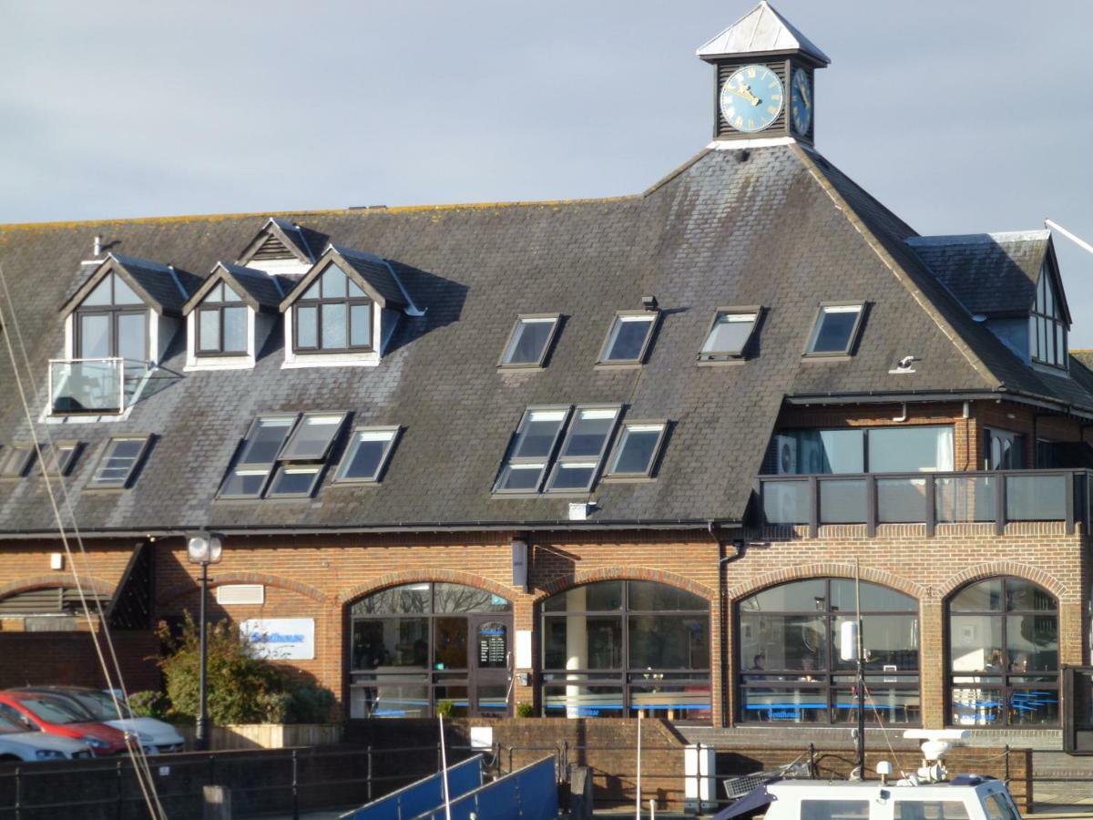 Boathouse Hotel Hythe  Exterior foto